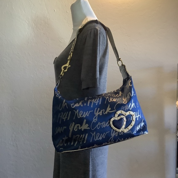 💙Limited Edition Script Tote Hobo Bag💙 - Picture 10 of 10